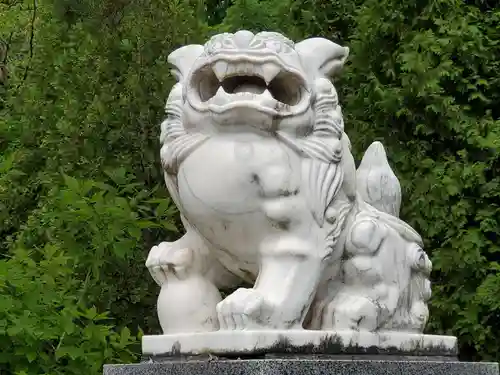 赤平神社の狛犬