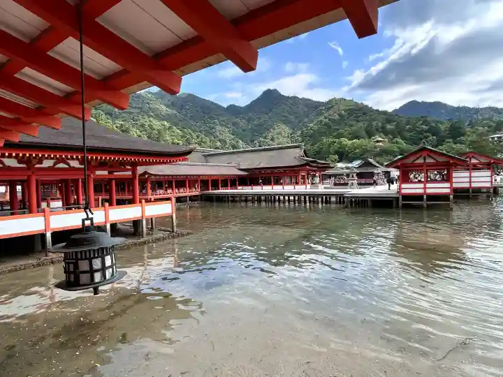 厳島神社(広島県)