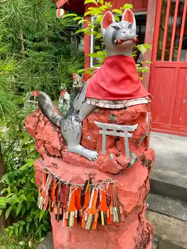 よさこい稲荷神社の狛犬