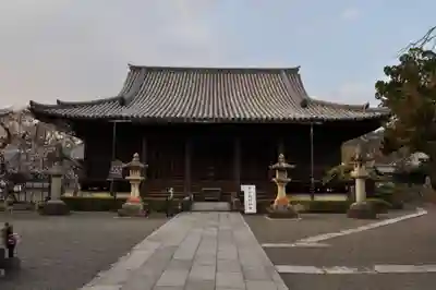 道成寺の本殿・本堂
