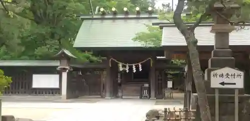 意富比神社の山門・神門