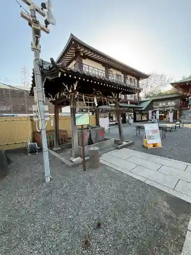 羽田神社の{uncategorized: "未分類", other: "その他", undefined: "問題あり", building: "その他建物", grave: "お墓", sacred_gate: "鳥居", guardian: "狛犬", statue: "像", buddha: "仏像", history: "歴史", nature: "自然", garden: "庭園", animal: "動物", pagoda: "塔", temizu: "手水舎", mountain_gate: "山門・神門", sanctuary: "本殿・本堂", subordinate: "末社・摂社", art: "芸術", scenery: "景色", jizo: "地蔵", ema: "絵馬", goshuin: "御朱印", omikuji: "おみくじ", items: "授与品その他", amulet: "お守り", goshuincho: "御朱印帳", eats: "食事", festival: "お祭り", votive_dance: "神楽", shichigosan: "七五三参", wedding: "結婚式", experience: "体験その他", initially: "初詣", around: "周辺", anti_infection: "感染症対策"}