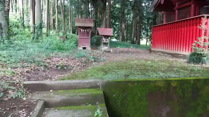 高尾神社の末社・摂社