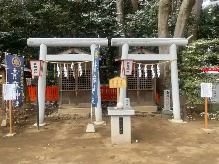 水戸八幡宮の{uncategorized: "未分類", other: "その他", undefined: "問題あり", building: "その他建物", grave: "お墓", sacred_gate: "鳥居", guardian: "狛犬", statue: "像", buddha: "仏像", history: "歴史", nature: "自然", garden: "庭園", animal: "動物", pagoda: "塔", temizu: "手水舎", mountain_gate: "山門・神門", sanctuary: "本殿・本堂", subordinate: "末社・摂社", art: "芸術", scenery: "景色", jizo: "地蔵", ema: "絵馬", goshuin: "御朱印", omikuji: "おみくじ", items: "授与品その他", amulet: "お守り", goshuincho: "御朱印帳", eats: "食事", festival: "お祭り", votive_dance: "神楽", shichigosan: "七五三参", wedding: "結婚式", experience: "体験その他", initially: "初詣", around: "周辺", anti_infection: "感染症対策"}