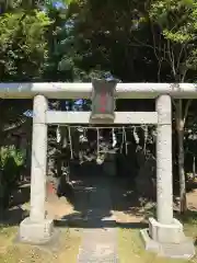 当代島稲荷神社の鳥居