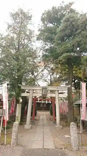 正一位霊験稲荷神社の鳥居