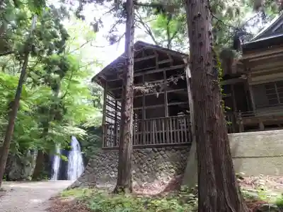 白瀑神社(秋田県)