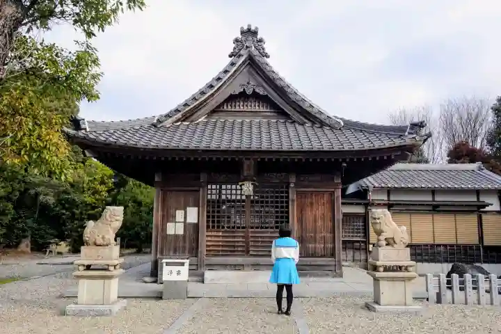 八幡社(白沢八幡神社)の{uncategorized: "未分類", other: "その他", undefined: "問題あり", building: "その他建物", grave: "お墓", sacred_gate: "鳥居", guardian: "狛犬", statue: "像", buddha: "仏像", history: "歴史", nature: "自然", garden: "庭園", animal: "動物", pagoda: "塔", temizu: "手水舎", mountain_gate: "山門・神門", sanctuary: "本殿・本堂", subordinate: "末社・摂社", art: "芸術", scenery: "景色", jizo: "地蔵", ema: "絵馬", goshuin: "御朱印", omikuji: "おみくじ", items: "授与品その他", amulet: "お守り", goshuincho: "御朱印帳", eats: "食事", festival: "お祭り", votive_dance: "神楽", shichigosan: "七五三参", wedding: "結婚式", experience: "体験その他", initially: "初詣", around: "周辺", anti_infection: "感染症対策"}