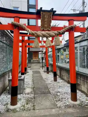 稲荷大神の{uncategorized: "未分類", other: "その他", undefined: "問題あり", building: "その他建物", grave: "お墓", sacred_gate: "鳥居", guardian: "狛犬", statue: "像", buddha: "仏像", history: "歴史", nature: "自然", garden: "庭園", animal: "動物", pagoda: "塔", temizu: "手水舎", mountain_gate: "山門・神門", sanctuary: "本殿・本堂", subordinate: "末社・摂社", art: "芸術", scenery: "景色", jizo: "地蔵", ema: "絵馬", goshuin: "御朱印", omikuji: "おみくじ", items: "授与品その他", amulet: "お守り", goshuincho: "御朱印帳", eats: "食事", festival: "お祭り", votive_dance: "神楽", shichigosan: "七五三参", wedding: "結婚式", experience: "体験その他", initially: "初詣", around: "周辺", anti_infection: "感染症対策"}