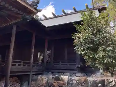 井出神社の本殿・本堂