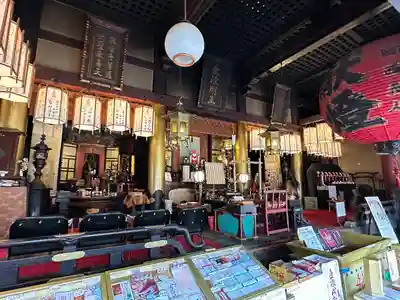 愛染堂勝鬘院の本殿・本堂