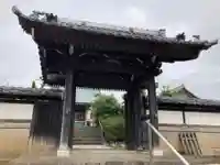 妙秀寺の山門・神門