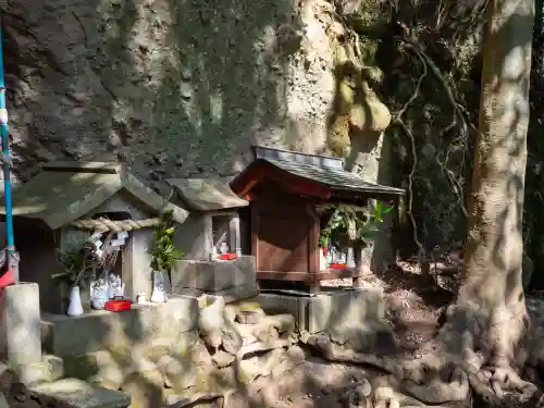 祐徳稲荷神社の{uncategorized: "未分類", other: "その他", undefined: "問題あり", building: "その他建物", grave: "お墓", sacred_gate: "鳥居", guardian: "狛犬", statue: "像", buddha: "仏像", history: "歴史", nature: "自然", garden: "庭園", animal: "動物", pagoda: "塔", temizu: "手水舎", mountain_gate: "山門・神門", sanctuary: "本殿・本堂", subordinate: "末社・摂社", art: "芸術", scenery: "景色", jizo: "地蔵", ema: "絵馬", goshuin: "御朱印", omikuji: "おみくじ", items: "授与品その他", amulet: "お守り", goshuincho: "御朱印帳", eats: "食事", festival: "お祭り", votive_dance: "神楽", shichigosan: "七五三参", wedding: "結婚式", experience: "体験その他", initially: "初詣", around: "周辺", anti_infection: "感染症対策"}