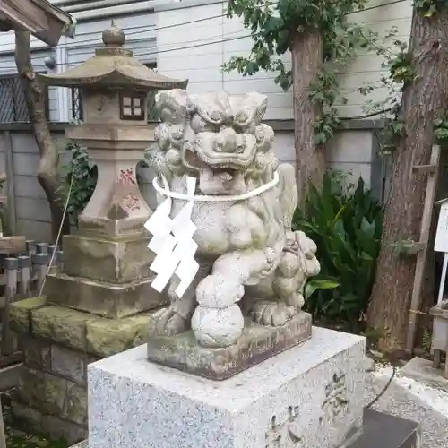 幸稲荷神社の狛犬