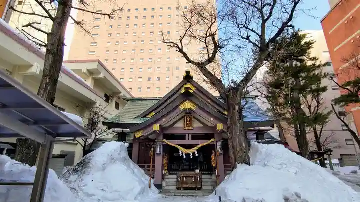 三吉神社の本殿・本堂