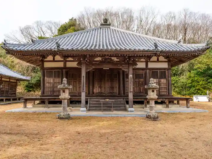 神谷山禅瀧寺の本殿・本堂