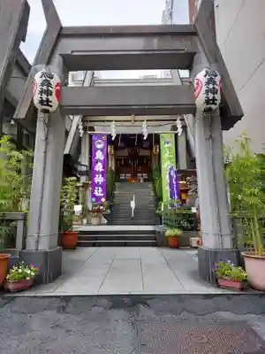 烏森神社の鳥居