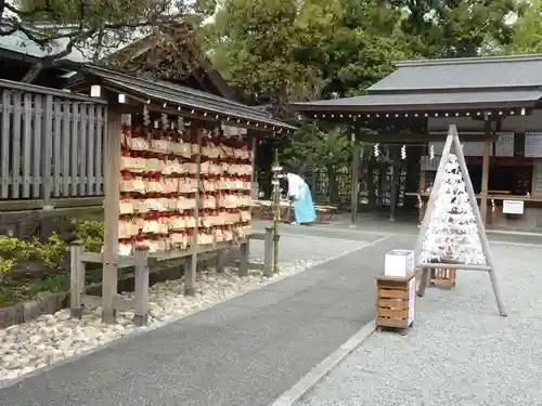 神明社の絵馬