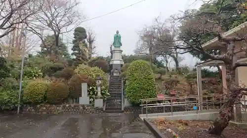 法華寺の像