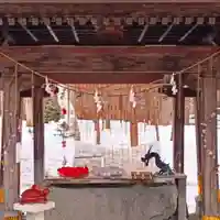 彌彦神社 (伊夜日子神社)の手水舎