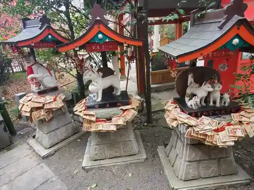 冠稲荷神社の狛犬