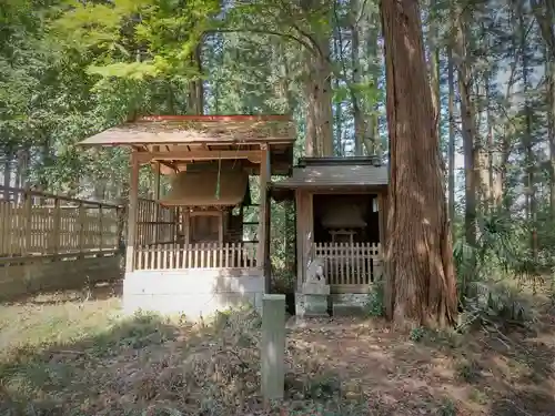 高岩神社の末社