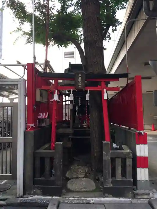 延壽稲荷神社の鳥居