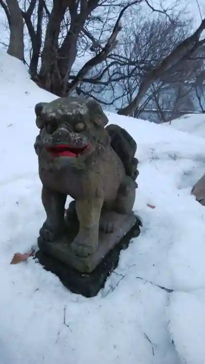 稲荷神社の狛犬