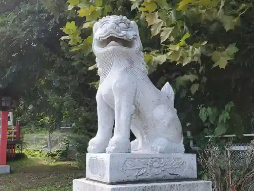 潮見ヶ岡神社の狛犬