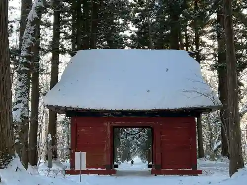 戸隠神社九頭龍社の山門・神門