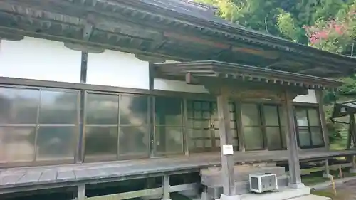 長谷寺の本殿