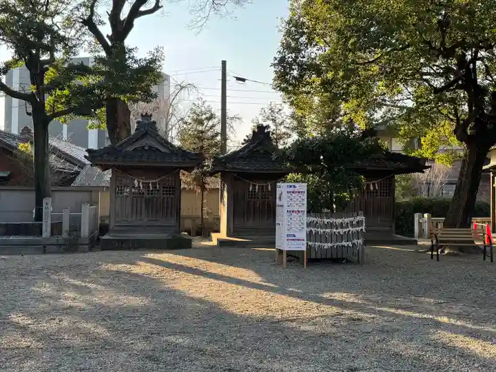 小垣江神明神社の末社・摂社