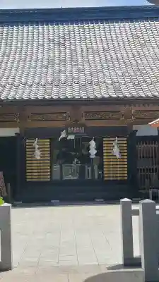 大杉神社 境内社 勝馬神社の{uncategorized: "未分類", other: "その他", undefined: "問題あり", building: "その他建物", grave: "お墓", sacred_gate: "鳥居", guardian: "狛犬", statue: "像", buddha: "仏像", history: "歴史", nature: "自然", garden: "庭園", animal: "動物", pagoda: "塔", temizu: "手水舎", mountain_gate: "山門・神門", sanctuary: "本殿・本堂", subordinate: "末社・摂社", art: "芸術", scenery: "景色", jizo: "地蔵", ema: "絵馬", goshuin: "御朱印", omikuji: "おみくじ", items: "授与品その他", amulet: "お守り", goshuincho: "御朱印帳", eats: "食事", festival: "お祭り", votive_dance: "神楽", shichigosan: "七五三参", wedding: "結婚式", experience: "体験その他", initially: "初詣", around: "周辺", anti_infection: "感染症対策"}