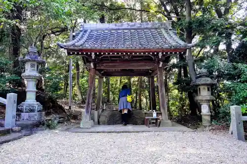 五社大明神社の手水舎