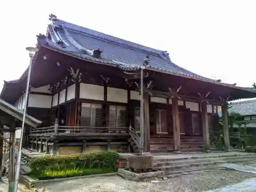 覚円寺の本殿・本堂