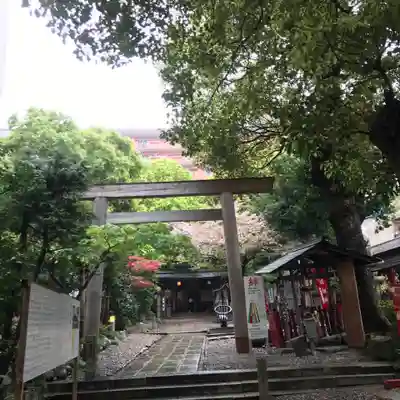洲嵜神社の鳥居