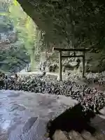 天安河原宮の{uncategorized: "未分類", other: "その他", undefined: "問題あり", building: "その他建物", grave: "お墓", sacred_gate: "鳥居", guardian: "狛犬", statue: "像", buddha: "仏像", history: "歴史", nature: "自然", garden: "庭園", animal: "動物", pagoda: "塔", temizu: "手水舎", mountain_gate: "山門・神門", sanctuary: "本殿・本堂", subordinate: "末社・摂社", art: "芸術", scenery: "景色", jizo: "地蔵", ema: "絵馬", goshuin: "御朱印", omikuji: "おみくじ", items: "授与品その他", amulet: "お守り", goshuincho: "御朱印帳", eats: "食事", festival: "お祭り", votive_dance: "神楽", shichigosan: "七五三参", wedding: "結婚式", experience: "体験その他", initially: "初詣", around: "周辺", anti_infection: "感染症対策"}