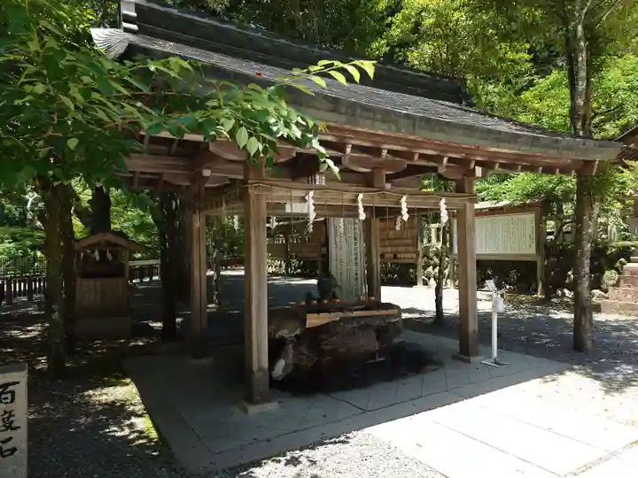 丹生川上神社(中社)(奈良県)