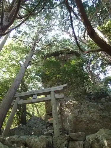 立岩神社（山方比古神社境内社）の鳥居