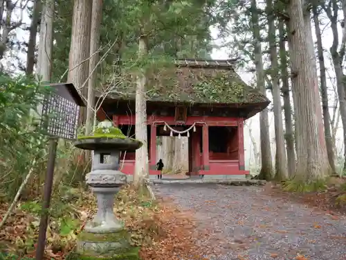 戸隠神社奥社の山門・神門