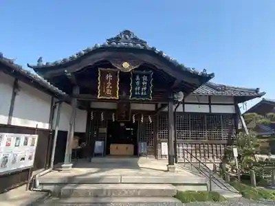 神館飯野高市本多神社の本殿・本堂