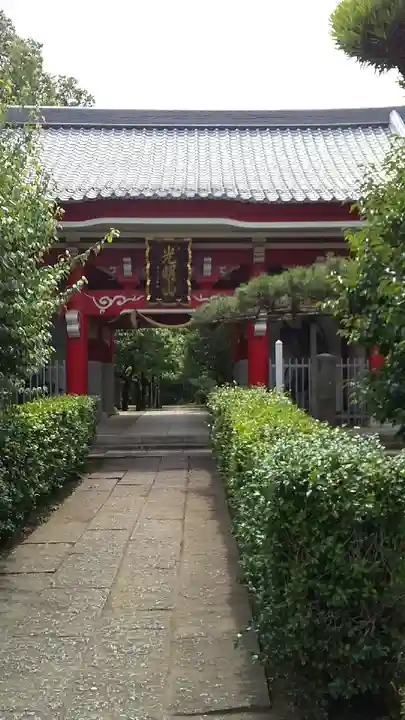 如意輪寺の山門・神門