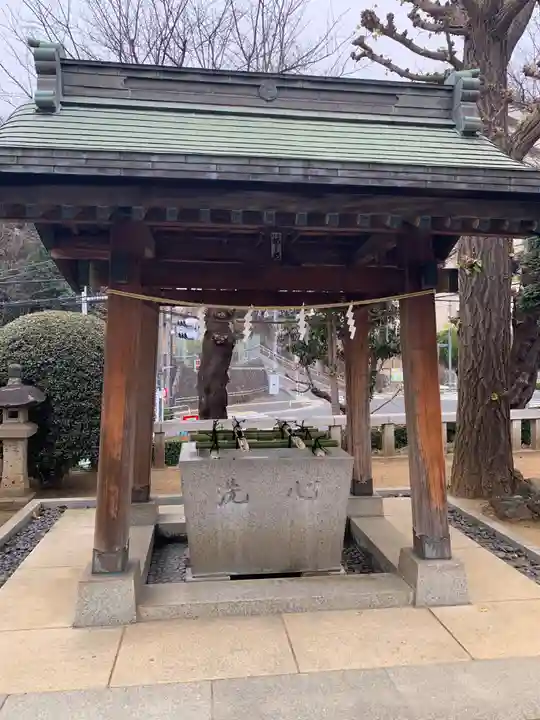 諏訪神社の手水舎