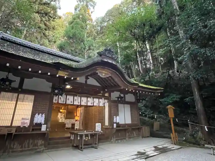 大神神社の{uncategorized: "未分類", other: "その他", undefined: "問題あり", building: "その他建物", grave: "お墓", sacred_gate: "鳥居", guardian: "狛犬", statue: "像", buddha: "仏像", history: "歴史", nature: "自然", garden: "庭園", animal: "動物", pagoda: "塔", temizu: "手水舎", mountain_gate: "山門・神門", sanctuary: "本殿・本堂", subordinate: "末社・摂社", art: "芸術", scenery: "景色", jizo: "地蔵", ema: "絵馬", goshuin: "御朱印", omikuji: "おみくじ", items: "授与品その他", amulet: "お守り", goshuincho: "御朱印帳", eats: "食事", festival: "お祭り", votive_dance: "神楽", shichigosan: "七五三参", wedding: "結婚式", experience: "体験その他", initially: "初詣", around: "周辺", anti_infection: "感染症対策"}
