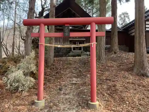 伊勢神社の末社