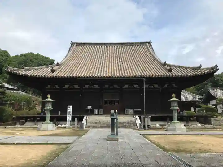 太山寺の本殿・本堂