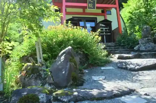 高龍神社　奥之院(新潟県)