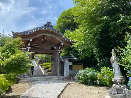 信濃比叡廣拯院(長野県)