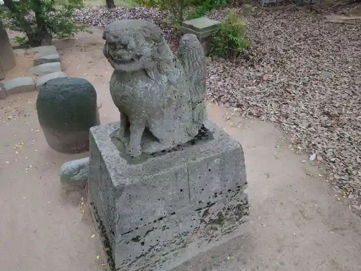 新川神社の狛犬