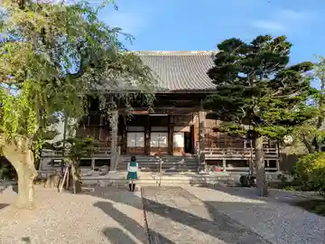 松隆寺の本殿・本堂